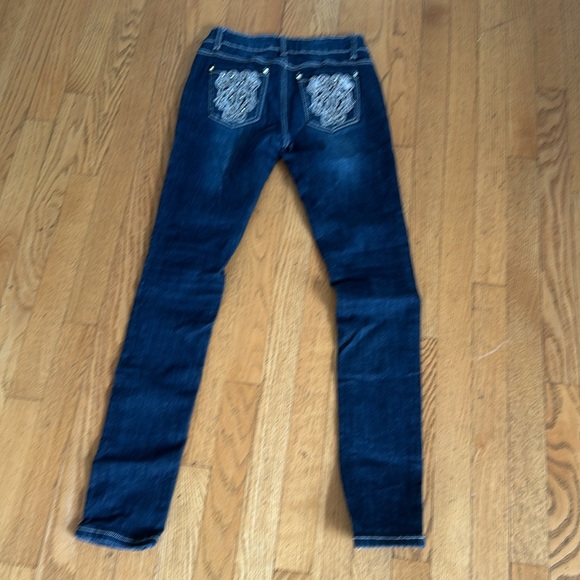 Seductions Skinny Blue Jeans - Picture 7 of 10
